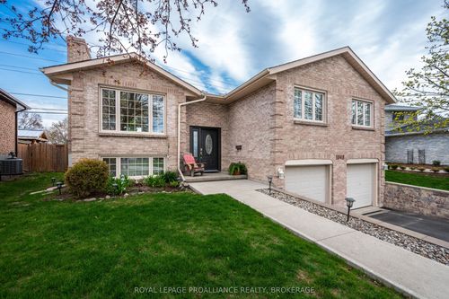 1048 Palmerston Cres, Kingston, ON, K7P2P5 | Card Image