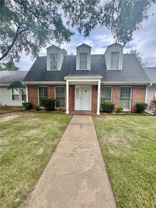 17-116 Skyline Dr, Russellville, AR, 72802-3307 | Card Image