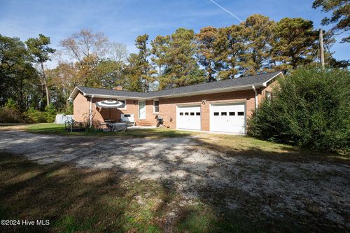 4485 Nc Hy 53, Burgaw, NC, 28425 | Card Image