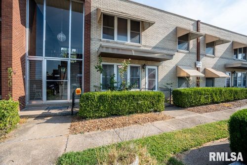 apt-2-1402 Manning St, Murphysboro, IL, 62966-2072 | Card Image