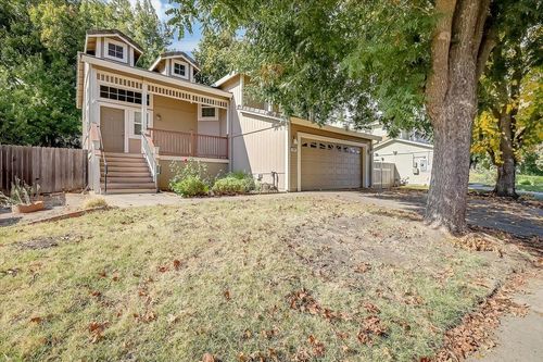 1942 Crystal Creek Ln, Yuba City, CA, 95991-8227 | Card Image