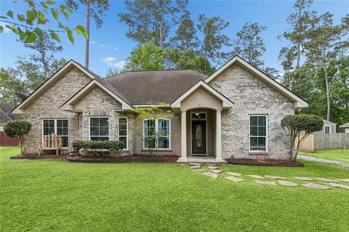 67 Alice St, Madisonville, LA, 70447-9739 | Card Image