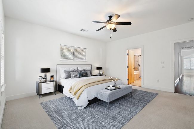 B - 2209 Thornton Rd, Condo with 3 bedrooms, 3 bathrooms and 2 parking in Austin TX | Image 14