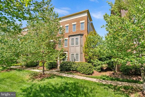 22840 Goldsborough Ter, BRAMBLETON, VA, 20148-5728 | Card Image