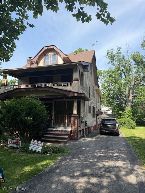 3646 Chelton Rd, Shaker Heights, OH, 44120-5064 | Card Image
