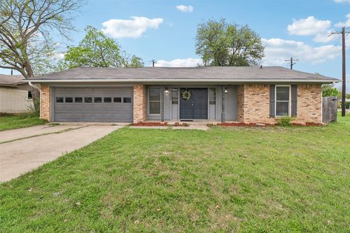 1126 Cordell St, Denton, TX, 76201-2674 | Card Image