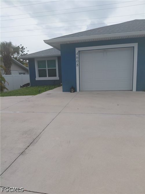 4608 Santa Barbara Blvd, Cape Coral, FL, 33914-8358 | Card Image