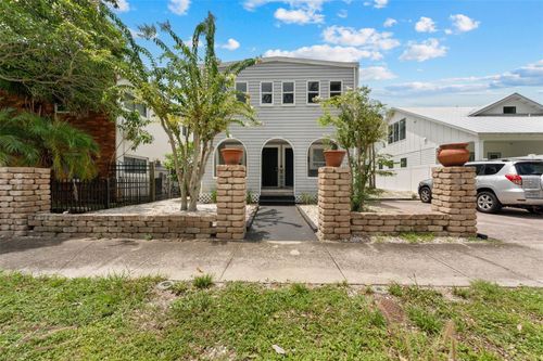 1326 17th Ter N, St Petersburg, FL, 33704-4009 | Card Image