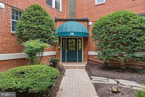 203-b-26 S Old Glebe Rd, ARLINGTON, VA, 22204-1766 | Card Image