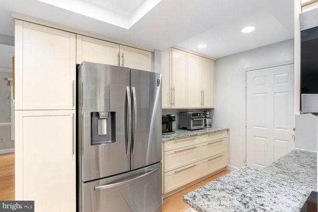 11603 Deer Forest Rd, House other with 5 bedrooms, 4 bathrooms and null parking in RESTON VA | Image 7