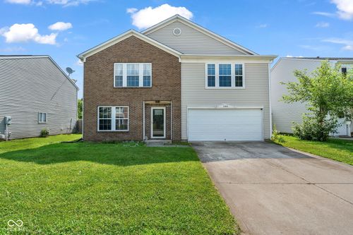 11461 Creekside Dr, Monrovia, IN, 46157-8105 | Card Image