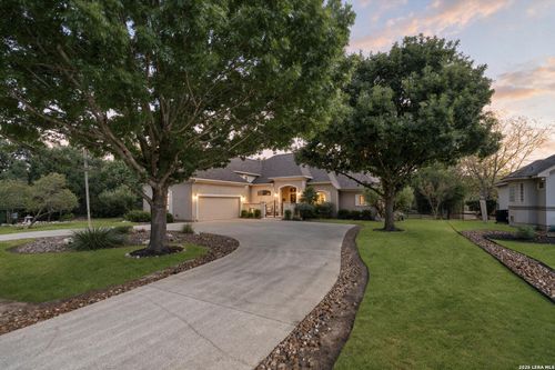 31039 Keeneland Dr, Fair Oaks Ranch, TX, 78015-4247 | Card Image