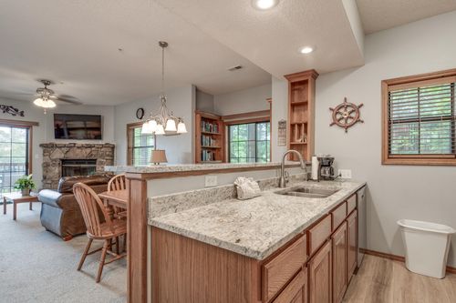 10-4-24 Village Trl, Branson, MO, 65616-6322 | Card Image