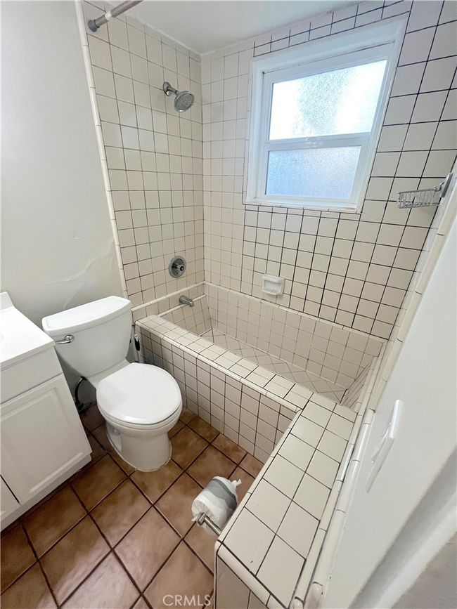 APT-5 - 212 N Coast Hwy, Condo with 1 bedrooms, 1 bathrooms and null parking in Laguna Beach CA | Image 20