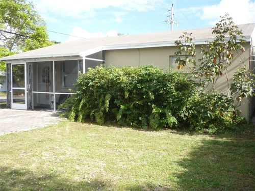 1444 Ne 3rd Ave, Fort Lauderdale, FL, 33304-1028 | Card Image