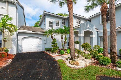 4821 Grapevine Way, Davie, FL, 33331-3362 | Card Image