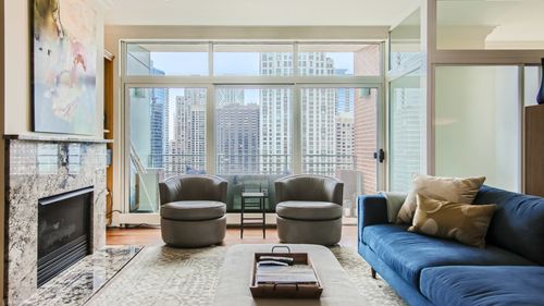 2202-445 E North Water St, Chicago, IL, 60611-5552 | Card Image