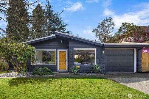 1237 Sw 118th St, Burien, WA, 98146-2620 | Card Image