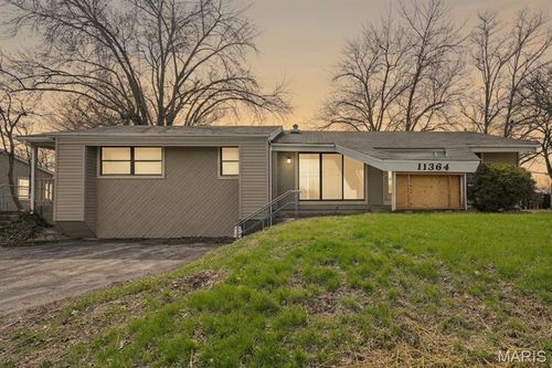 11364 Dorsett Rd, Maryland Heights, MO, 63043-3412 | Card Image