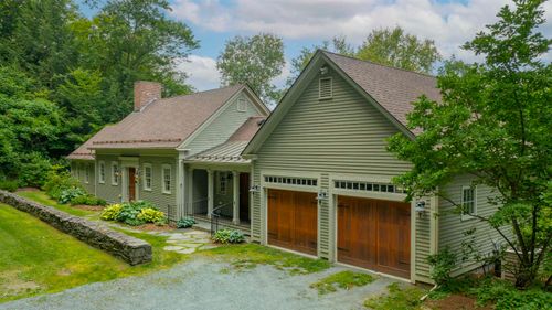 145 Stephen Day Ln, Quechee, VT, 05059-3068 | Card Image