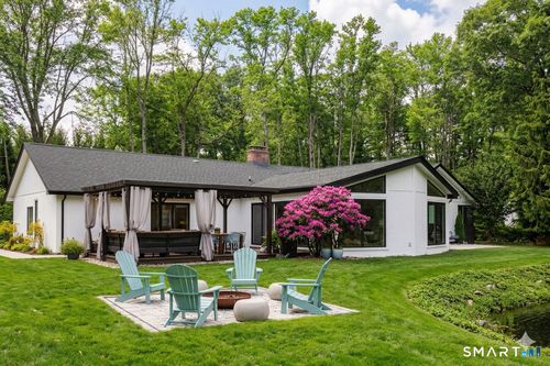 28 Turkey Hill Rd N, Westport, CT, 06880-3939 | Card Image