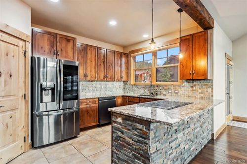 52 Buckskin Ln, SILVERTHORNE, CO, 80498-8985 | Card Image