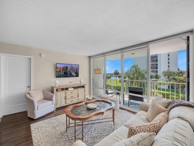 APT-406 - 336 Golfview Rd, Condo with 2 bedrooms, 2 bathrooms and null parking in North Palm Beach FL | Image 9