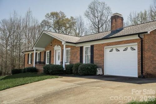 2465 Wellington Dr, Gastonia, NC, 28054-2778 | Card Image