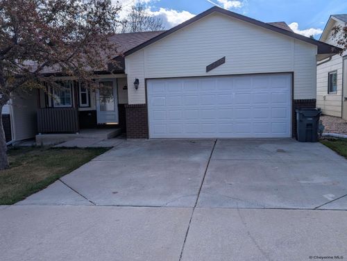 4710 Easy St, Cheyenne, WY, 82009-2759 | Card Image