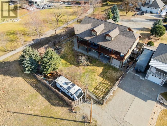 250 1 St Ave, House other with 3 bedrooms, 5 bathrooms and 3 parking in Kootenay Boundary BC | Image 82