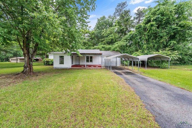 1621 &amp; 1627 Baseball Loop, House other with 5 bedrooms, 3 bathrooms and null parking in Diana TX | Image 24