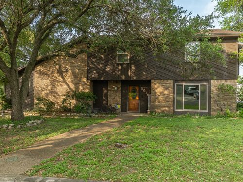 2612 Rockview Dr, Waco, TX, 76710-1125 | Card Image