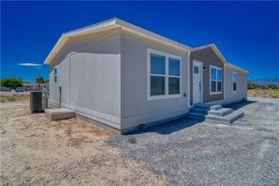 4201 E Paiute Boulevard, House other with 3 bedrooms, 2 bathrooms and null parking in Pahrump NV | Image 2