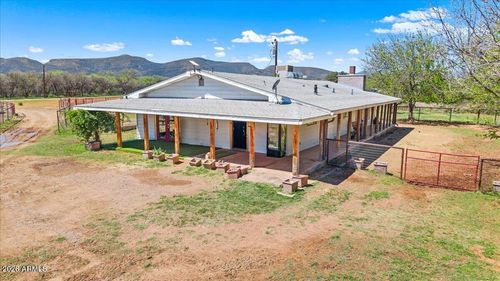 1226 W Peterson Rd, Camp Verde, AZ, 86322-7709 | Card Image