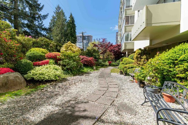 115 - 1425 Esquimalt Avenue, Condo with 1 bedrooms, 1 bathrooms and null parking in West Vancouver BC | Image 35