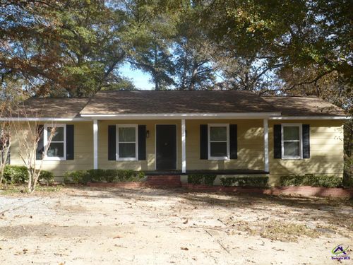 92 W Valley Dr, Fort Valley, GA, 31030-7527 | Card Image