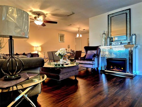 1390 Nw 70th Ln, Margate, FL, 33063 | Card Image
