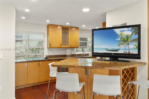 a1-1605 Euclid Ave, Miami Beach, FL, 33139-7700 | Card Image