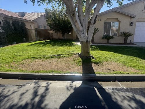79385 Avenida Las Palmas, La Quinta, CA, 92253-7236 | Card Image