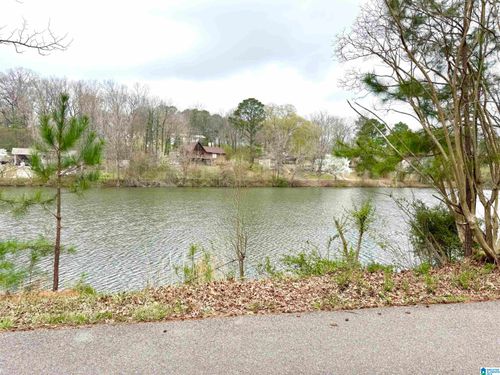27-2615 3rd St Ne, CENTER POINT, AL, 35215-2607 | Card Image