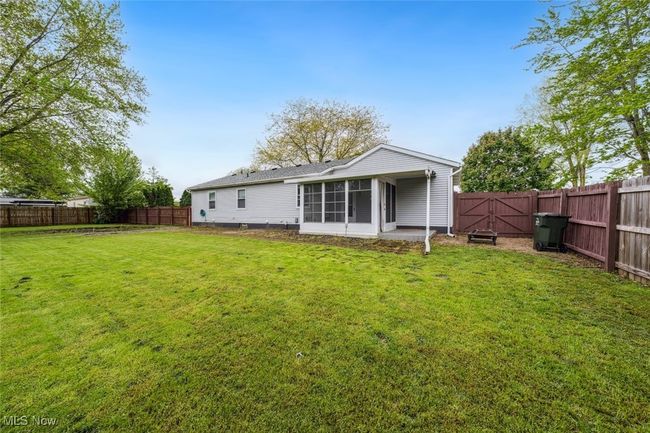 18 Lakeview Ct, House other with 3 bedrooms, 2 bathrooms and null parking in Lagrange OH | Image 35