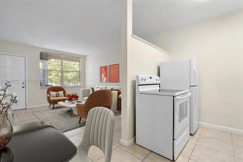 210-1715 N 16th Ave, Hollywood, FL, 33020-2534 | Card Image