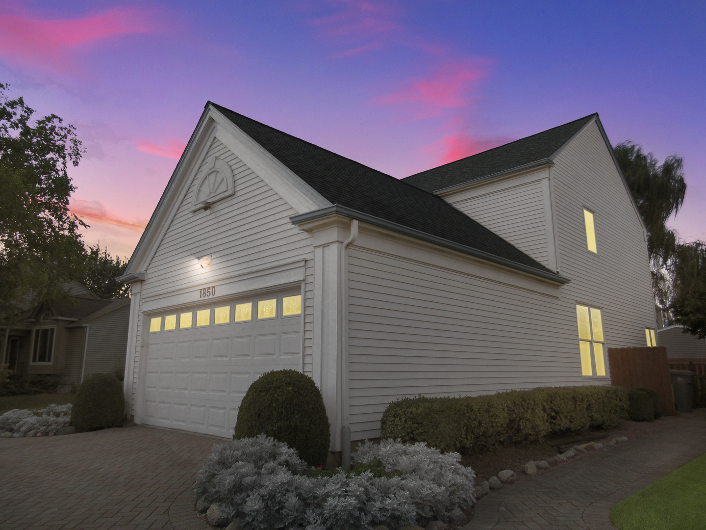 1850 Gleneagle Circle, For Sale in Elgin Zoocasa