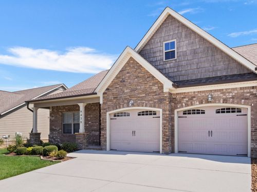 6438 Laramie Cir, Chattanooga, TN, 37421-1961 | Card Image