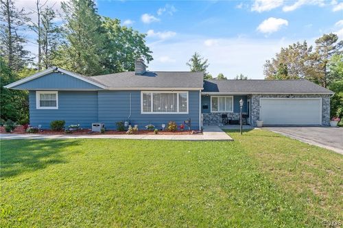 102 Orrick Rd, Syracuse, NY, 13214-1219 | Card Image