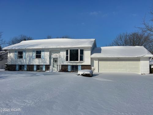 818 Aster Drive, Wapakoneta, OH, 45895 | Card Image