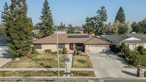 5644 N Hazel Ave, Fresno, CA, 93711-2136 | Card Image