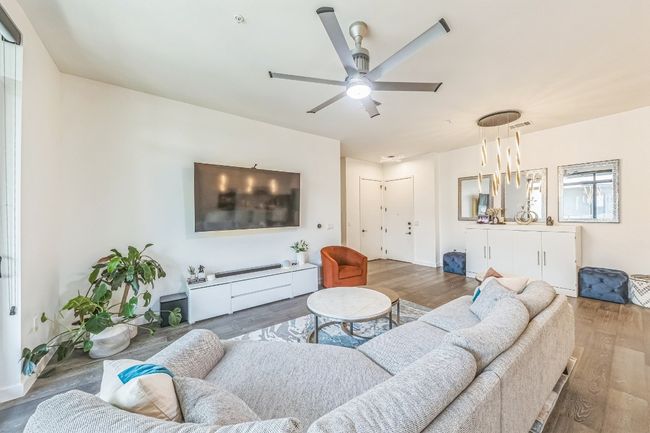 APT-609 - 800 Embassy Dr, Condo with 2 bedrooms, 3 bathrooms and 2 parking in Austin TX | Image 5