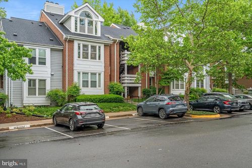 3151 Anchorway Ct, FALLS CHURCH, VA, 22042-7551 | Card Image