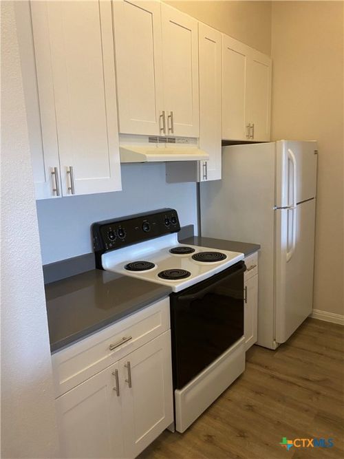 apt-4-521 Dukeway, Universal City, TX, 78148-3773 | Card Image